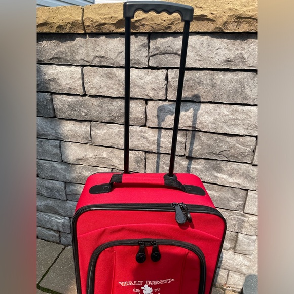 Disney/2 Mickey Suitcase Overnight - Picture 4 of 14